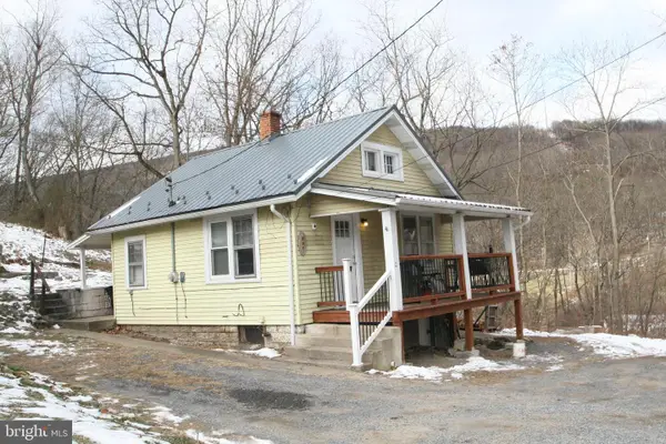 237 W Davis St, MOUNT UNION, PA 17066