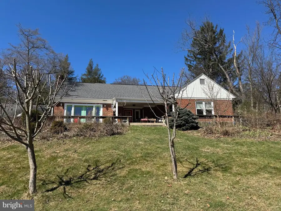 2200 Taylor Ave, Huntingdon, PA 16652 - #3