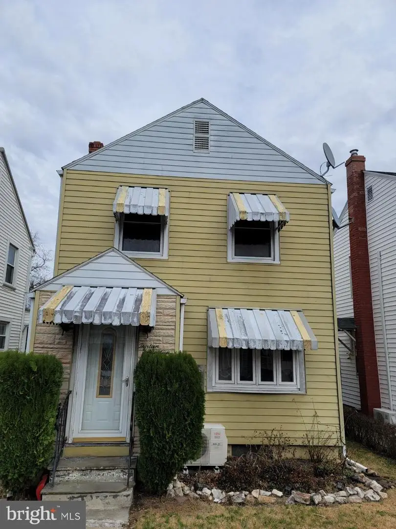 1319 Washington St, Huntingdon, PA 16652 - #1