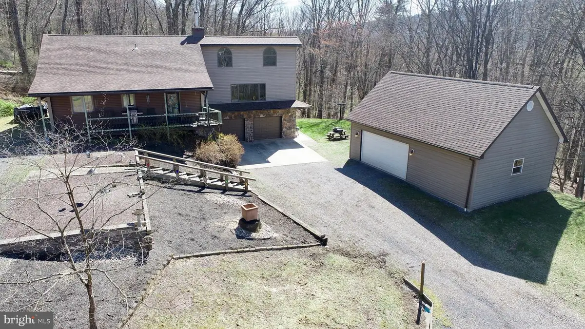 9206 Barkleys Ln, Huntingdon, PA 16652 - #1