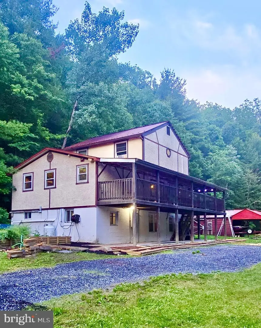 9215 Elliots Run Road, Three Springs, PA 17264 - #2
