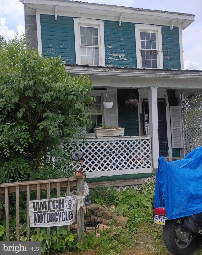 726 Water St, Orbisonia, PA 17243 - #1