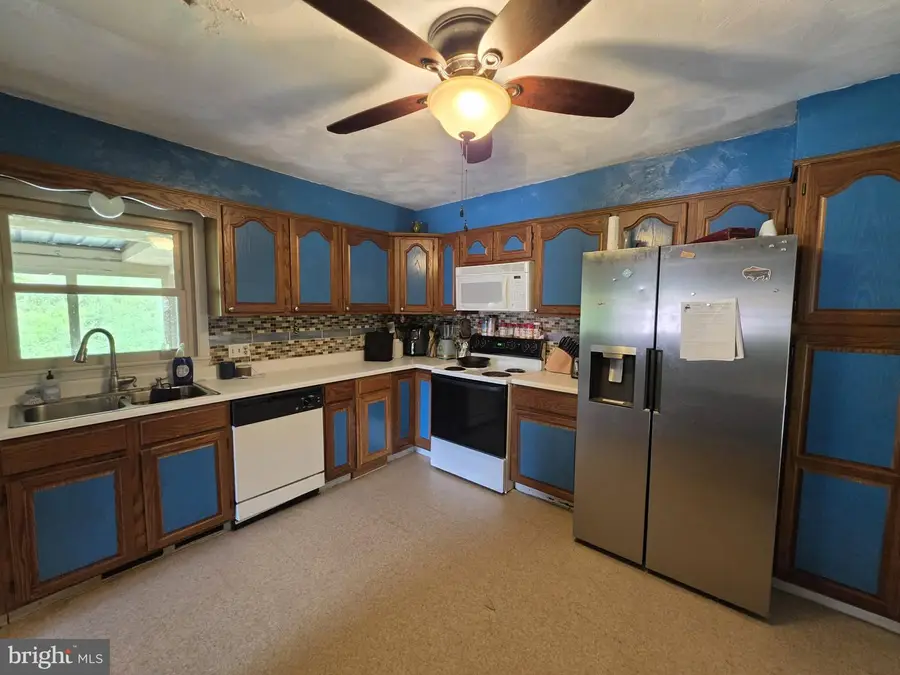 9760 Hunter Ln, Petersburg, PA 16669 - #3