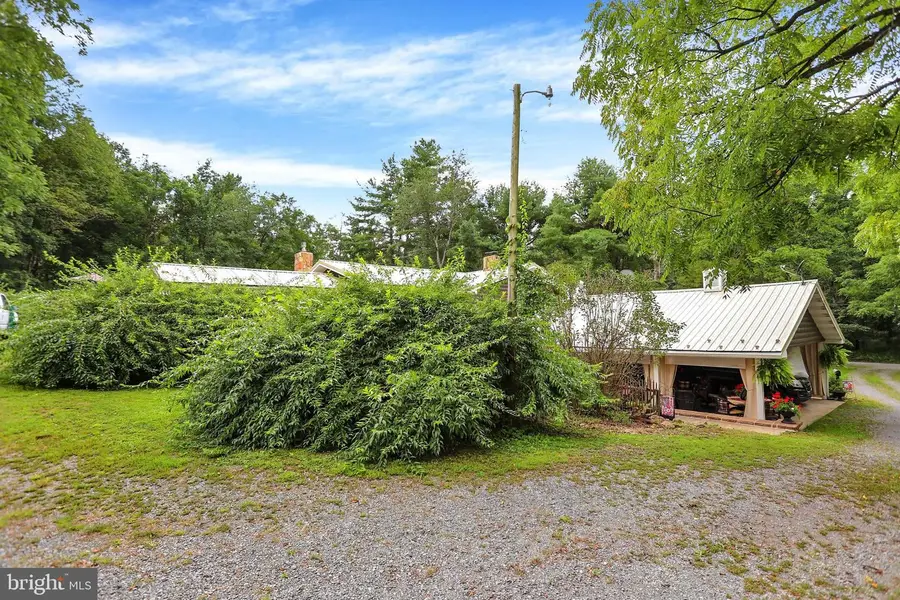 20253 Covered Bridge Rd, Orbisonia, PA 17243 - #2