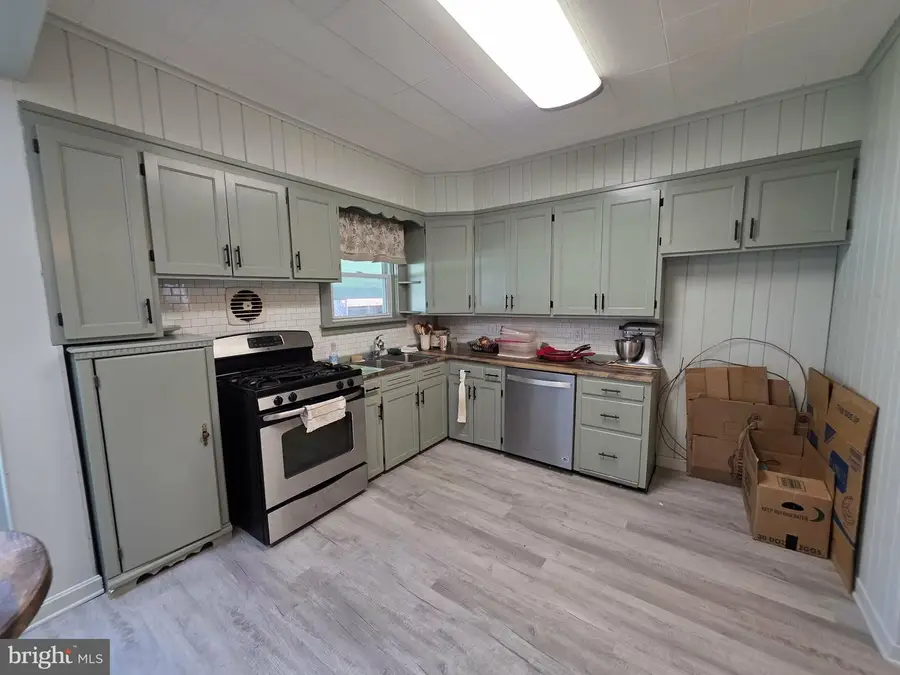 5081 Delmar St, Alexandria, PA 16611 - #3