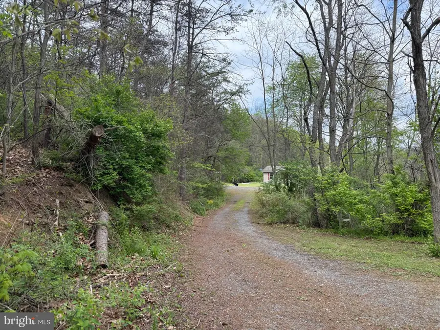 21938 Hollow Rd, Neelyton, PA 17239 - #2