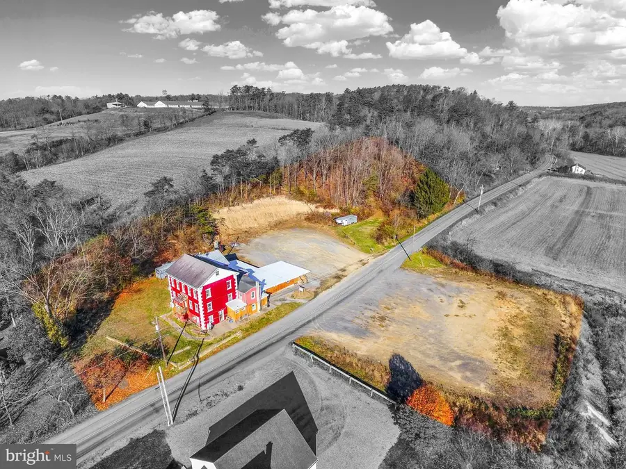 3095 Turkey Valley Rd, Mount Pleasant Mills, PA 17853 - Image #2