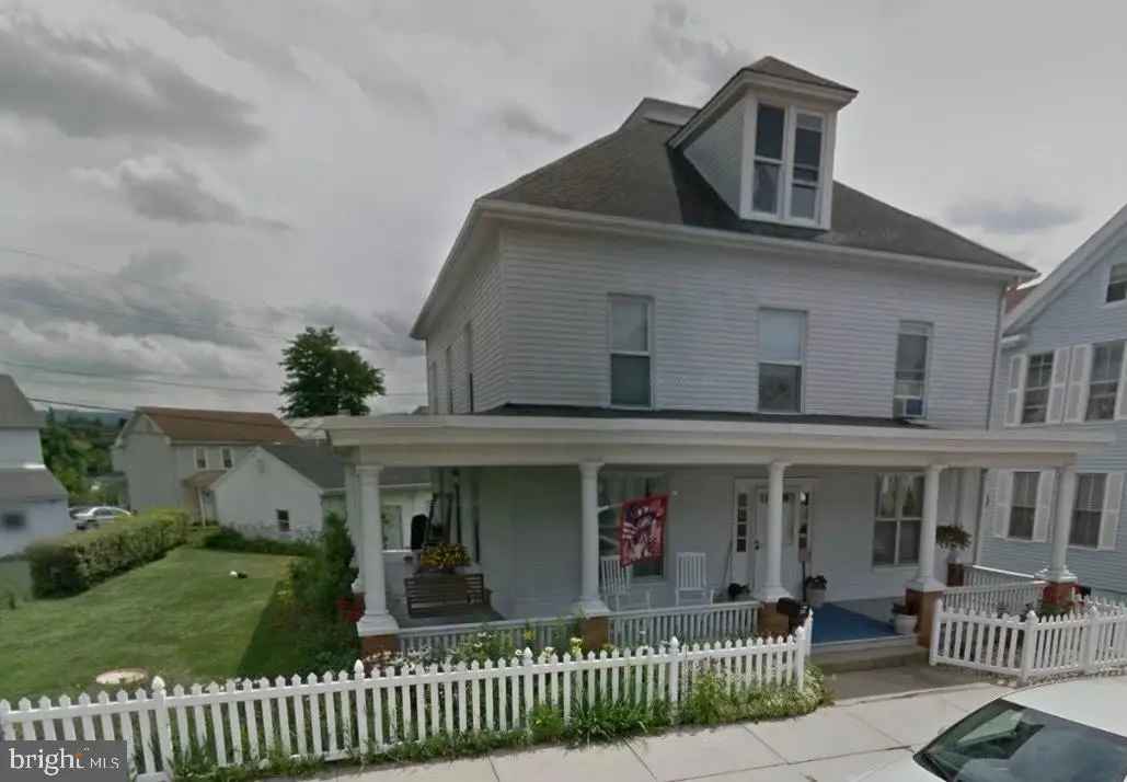 410 Orange St, Mifflintown, PA 17059 - #1