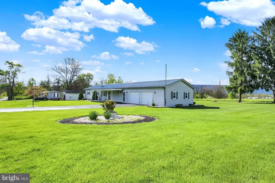 72 Cedar Grove Rd, Mifflintown, PA 17059 - #2