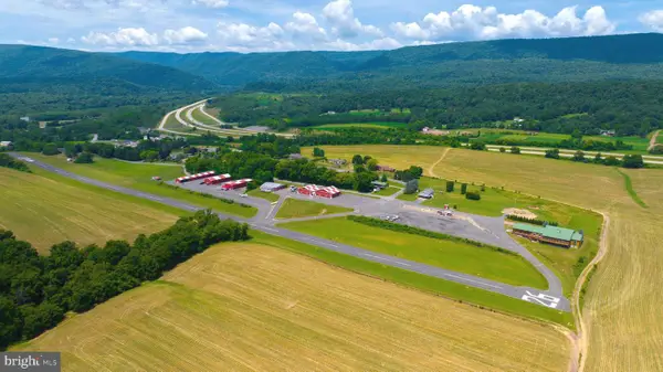 600, 650, 656 Airport Dr, MIFFLINTOWN, PA 17059