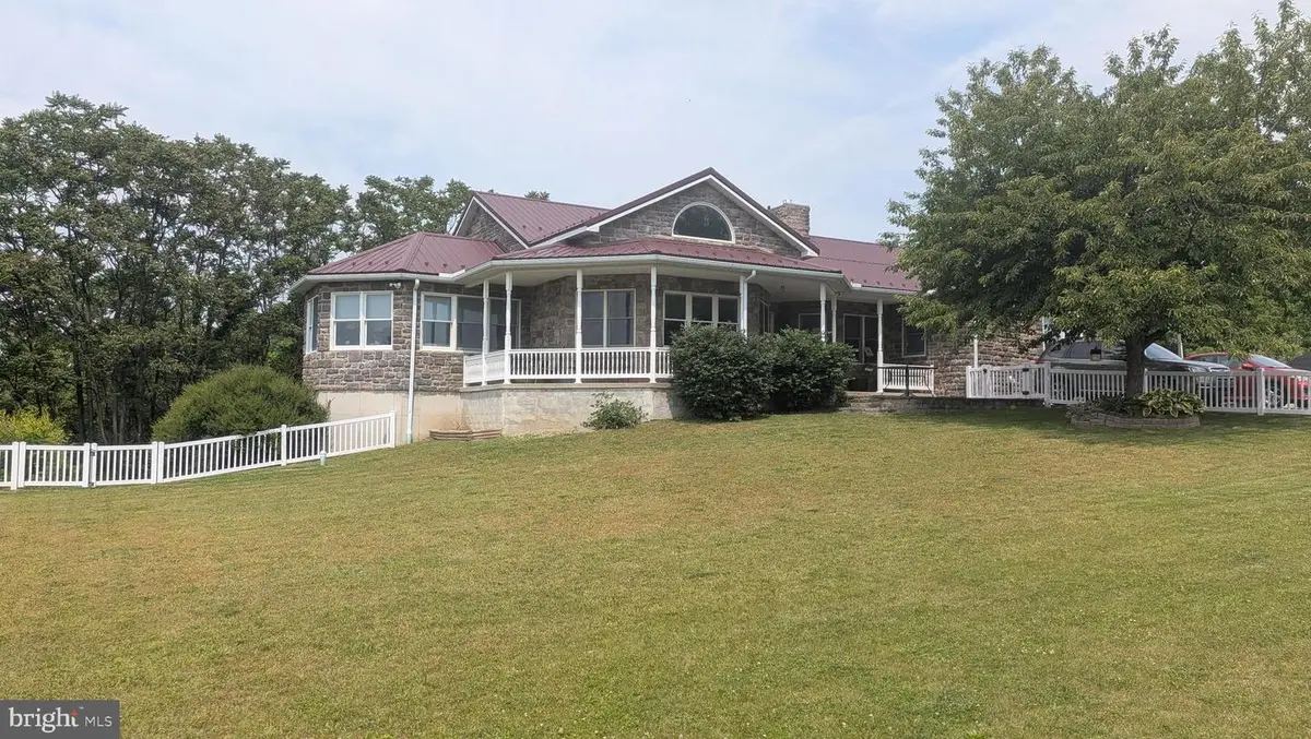 162 Hosler Ln, Thompsontown, PA 17094 - #1