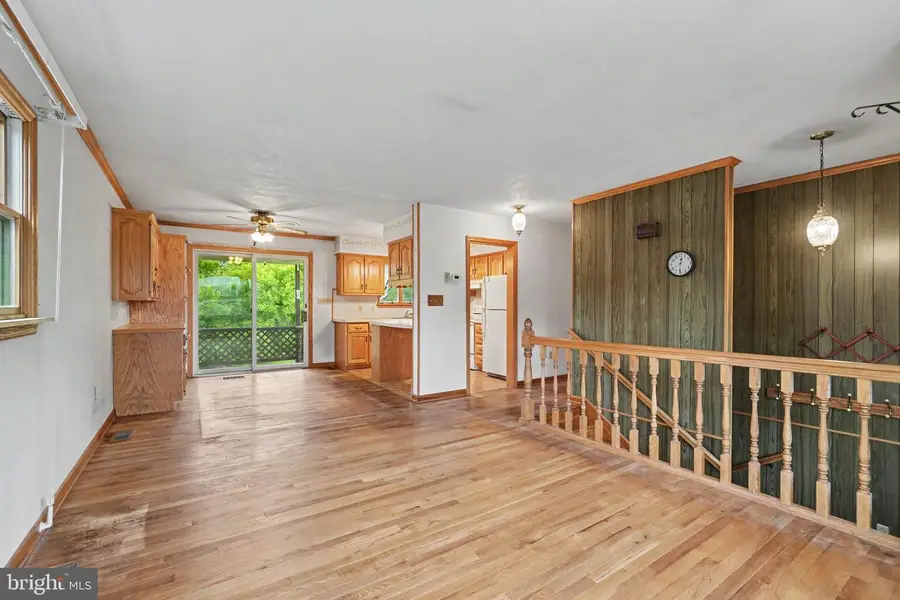 90 Pine Maple St, McAlisterville, PA 17049 - #3