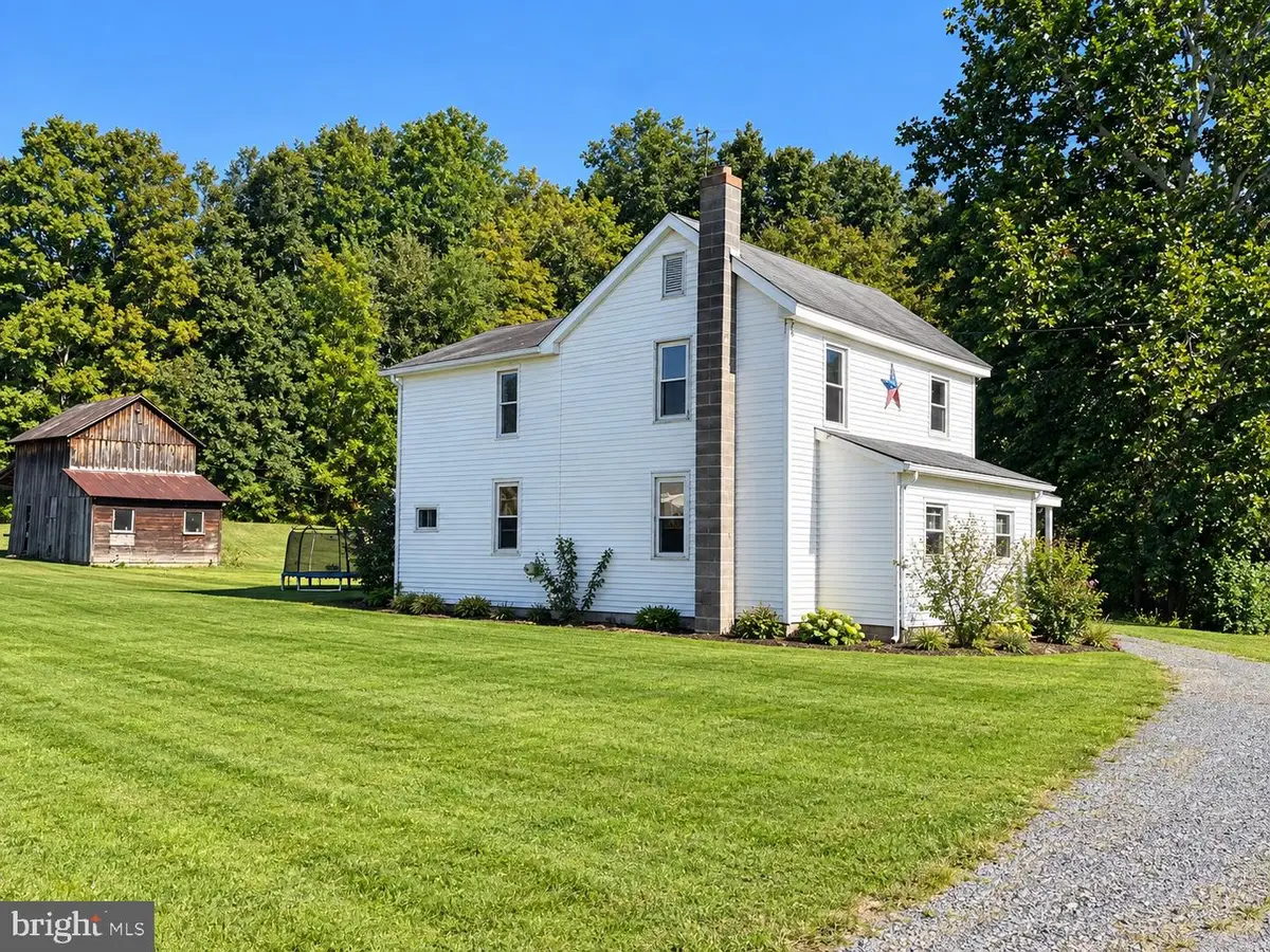 25 Clark Ln, Honey Grove, PA 17035 - #1