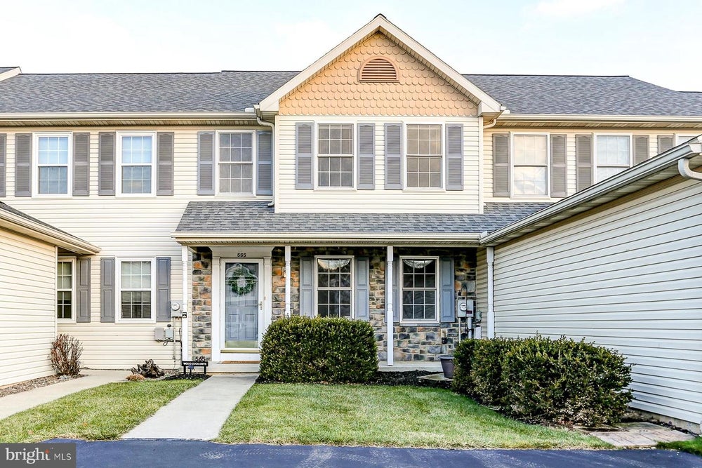 565 Wood Duck Dr, MANHEIM, PA 17545 ERA