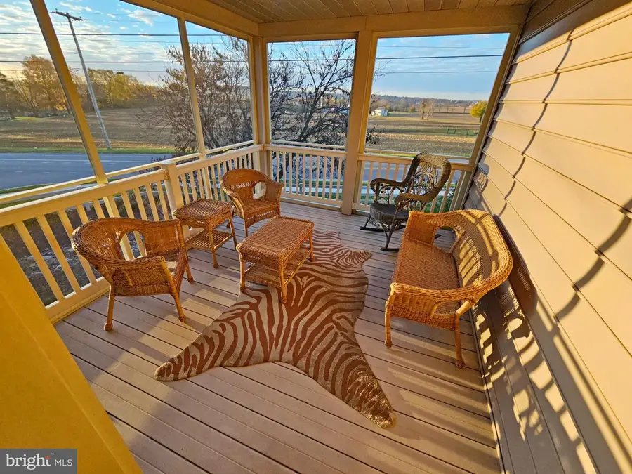 45 Fieldcrest Ln, Ephrata, PA 17522 - Image #2