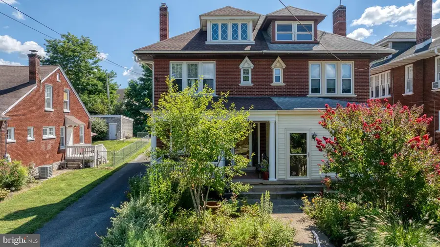 245 Atkins Ave, Lancaster, PA 17603 - Image #3