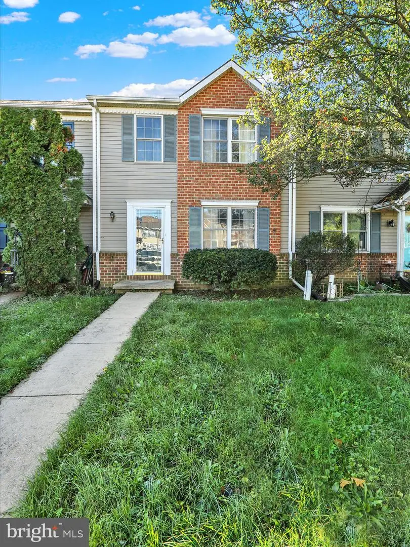 2318 Morris Dr, East Petersburg, PA 17520 - Image #1