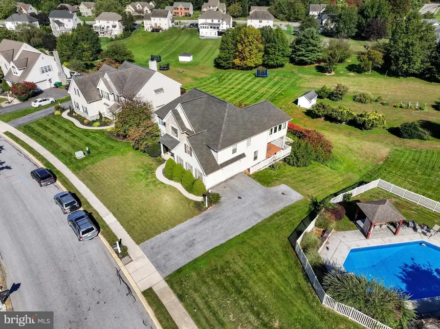 204 Scarborough Ln, Millersville, PA 17551 - Image #3