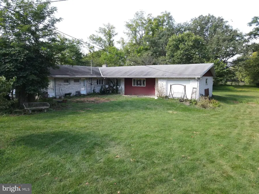 630 Bellaire Rd, Elizabethtown, PA 17022 - Image #2