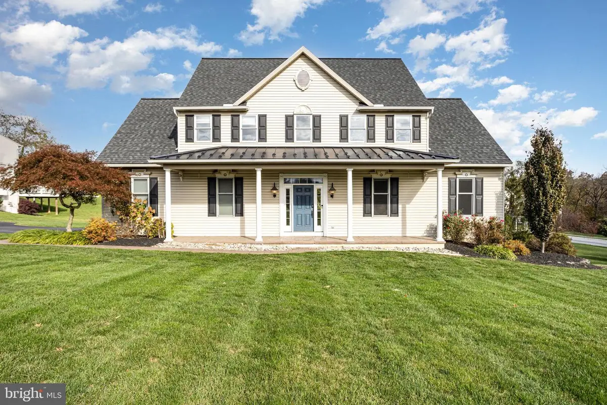 19 Briar Rose Trl, Elizabethtown, PA 17022 - Image #1