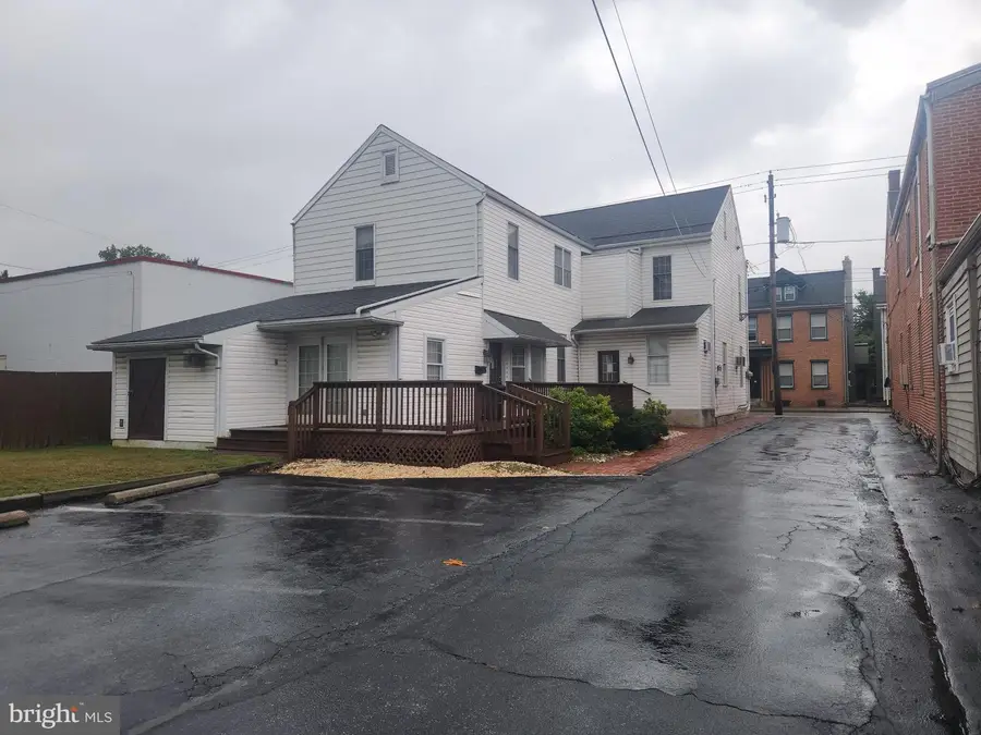 108-110 S Main St, Manheim, PA 17545 - Image #3