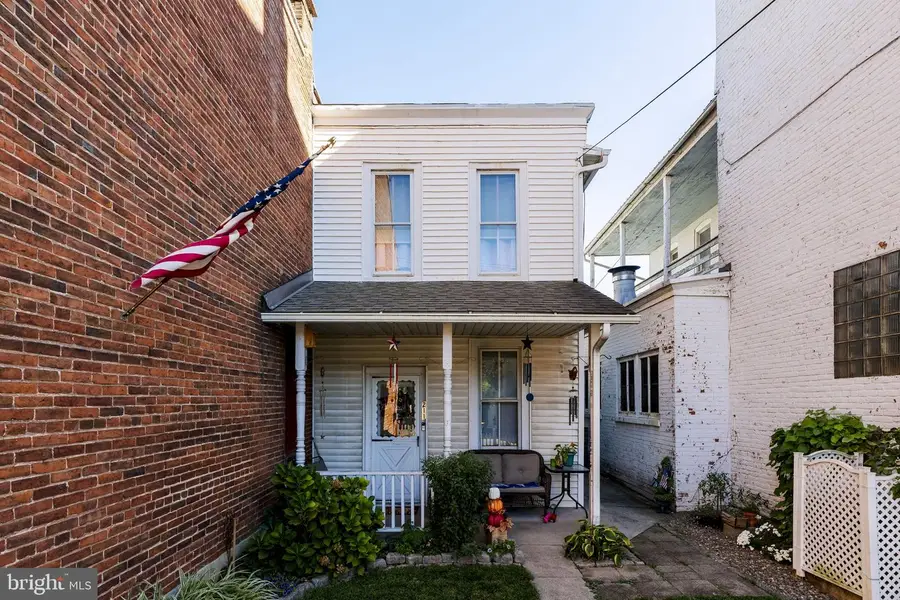 211 Main St, Denver, PA 17517 - Image #2