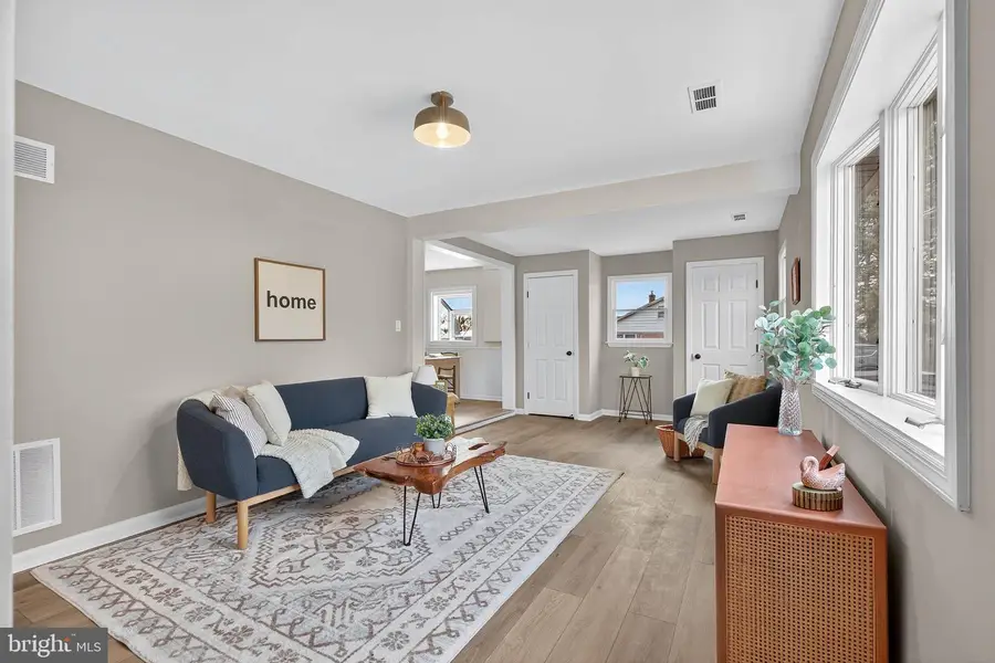 2472 Leaman Rd, Ronks, PA 17572 - Image #3