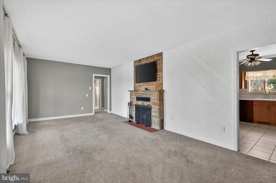 131 Frances Ave, Lancaster, PA 17602 - Image #3