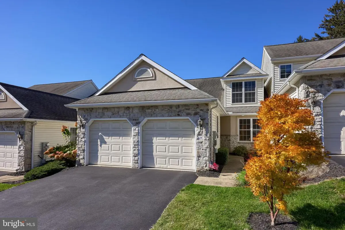 18 Red Leaf Ln, Lancaster, PA 17602 - Image #1