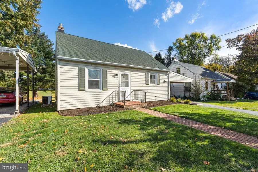 805 S 16th St, Columbia, PA 17512 - Image #2