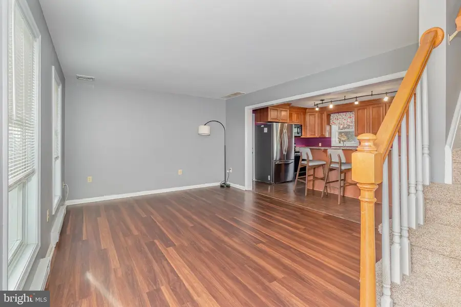 545 Wood View Dr, Lititz, PA 17543 - Image #3