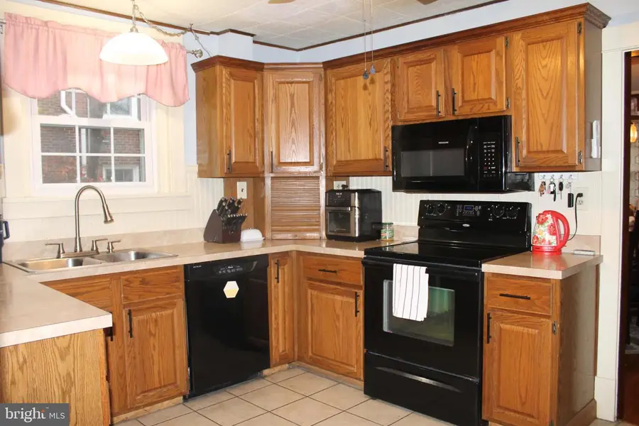 413 N Hanover St, Elizabethtown, PA 17022 - Image #3