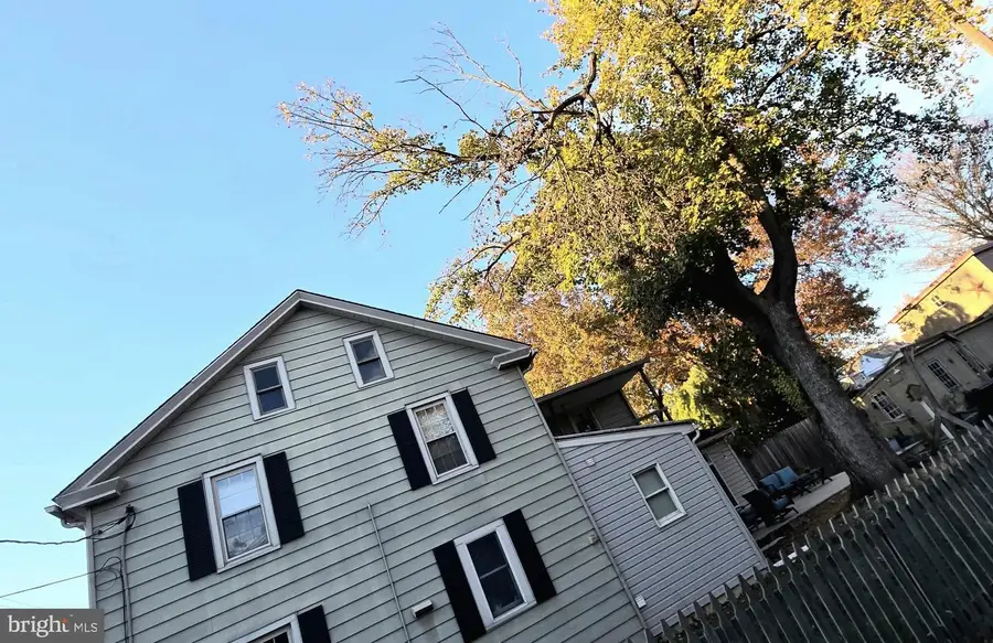 57 N Charlotte St, Manheim, PA 17545 - Image #2