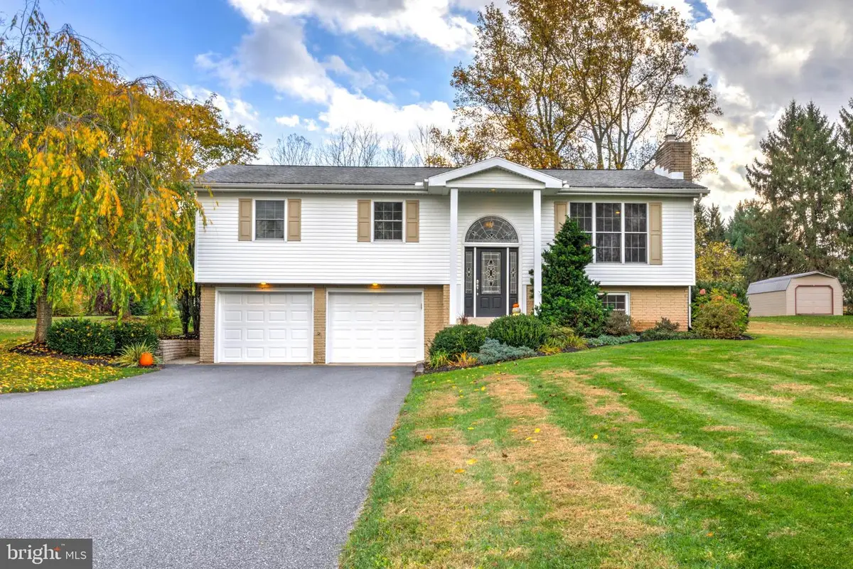 2771 Camp Rd, Manheim, PA 17545 - Image #1