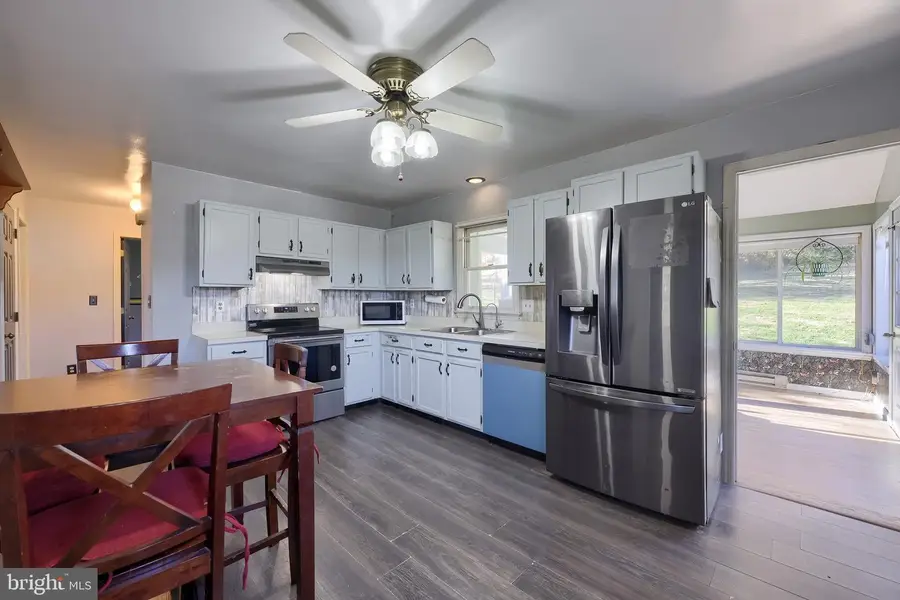 520 Pitney Rd, Columbia, PA 17512 - Image #3