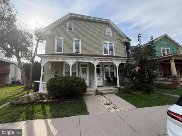 220-222 E Park St, ELIZABETHTOWN, PA 17022