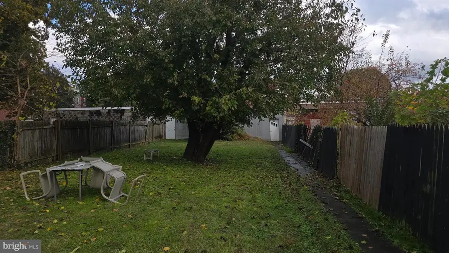 121 S Marshall St, Lancaster, PA 17602 - Image #3