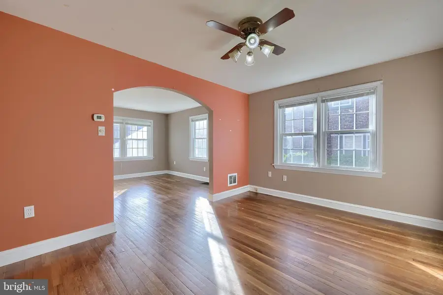 907 Elm Ave, Lancaster, PA 17603 - Image #3