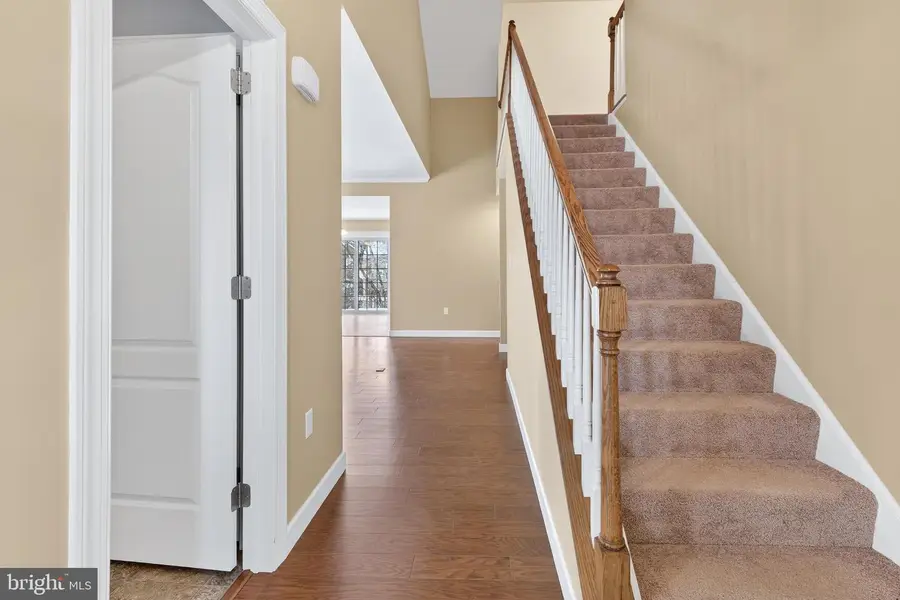 5315 Oak Leaf Dr, Mount Joy, PA 17552 - Image #3