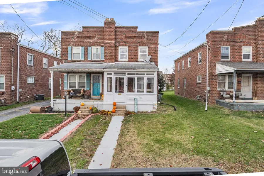 227 Locust St, New Holland, PA 17557 - Image #2