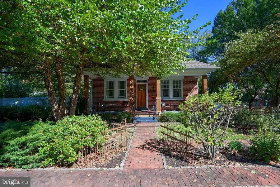 9 Roselle Ave, Lancaster, PA 17603 - Image #2