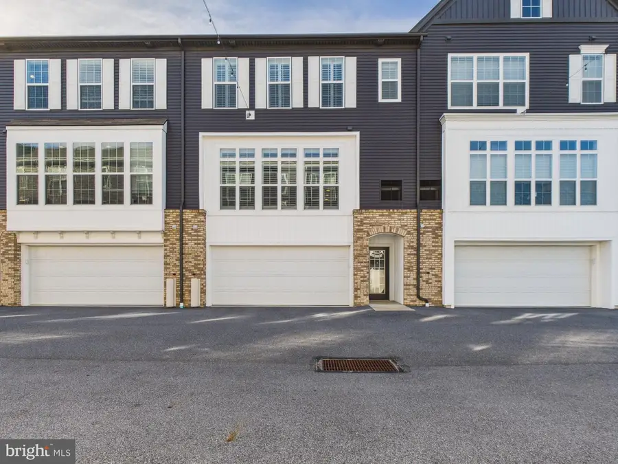 418 Mayer Pl, Lancaster, PA 17601 - Image #2