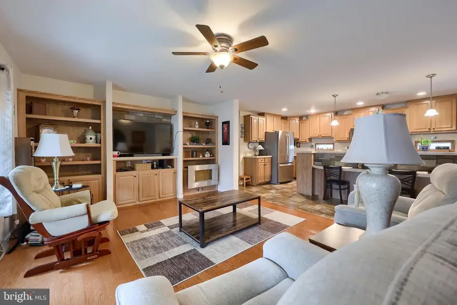 139 Madge Dr, Lancaster, PA 17603 - Image #3