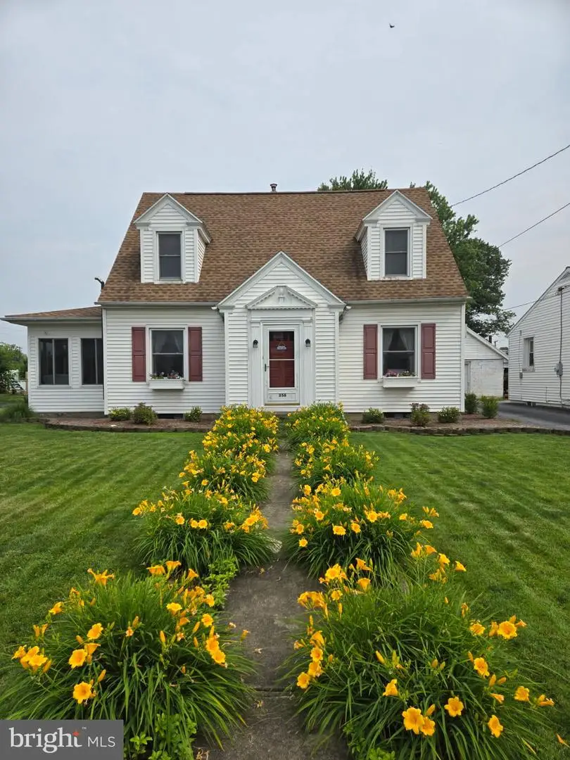 356 E High St, Elizabethtown, PA 17022 - Image #1