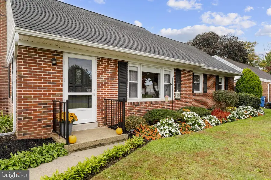 210 Musser Rd, East Earl, PA 17519 - Image #2