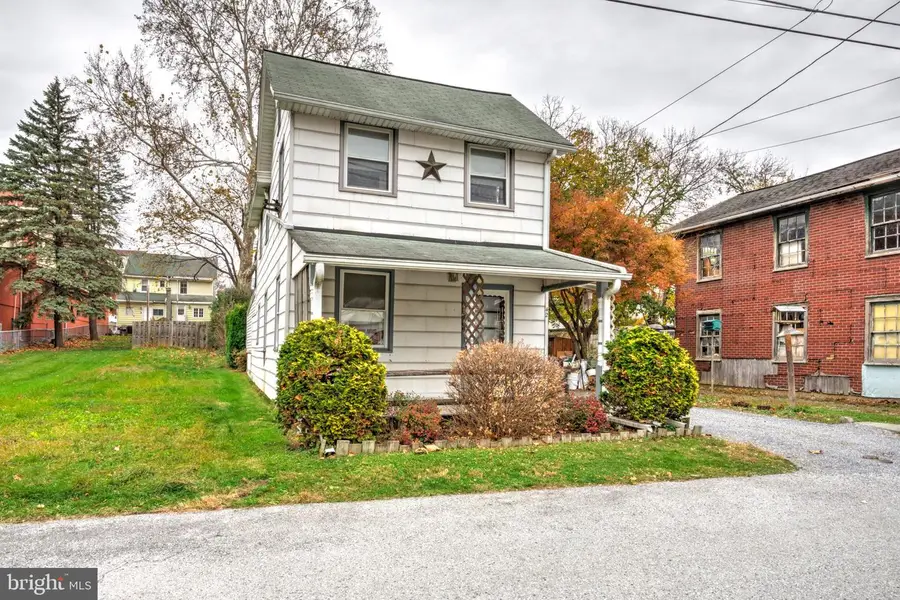 42 Gross St, Ephrata, PA 17522 - Image #3