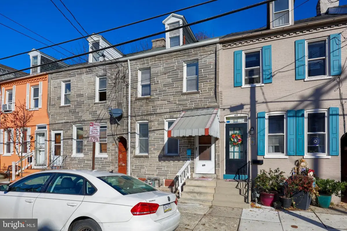 619 1st St, Lancaster, PA 17603 - Image #1