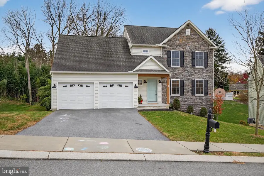 6 Woodlyn Ct, Lancaster, PA 17603 - Image #2