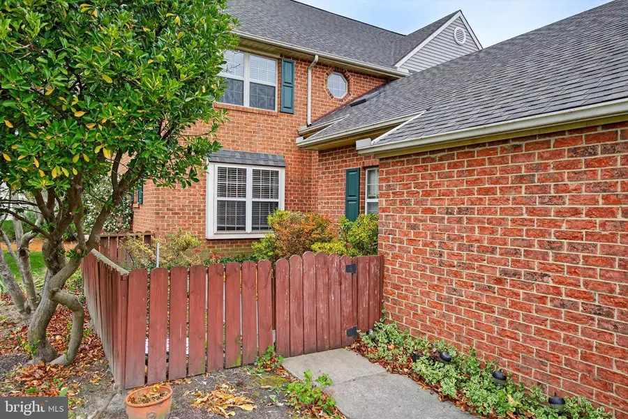 213 Pine Bridge Ln, Lancaster, PA 17603 - Image #3