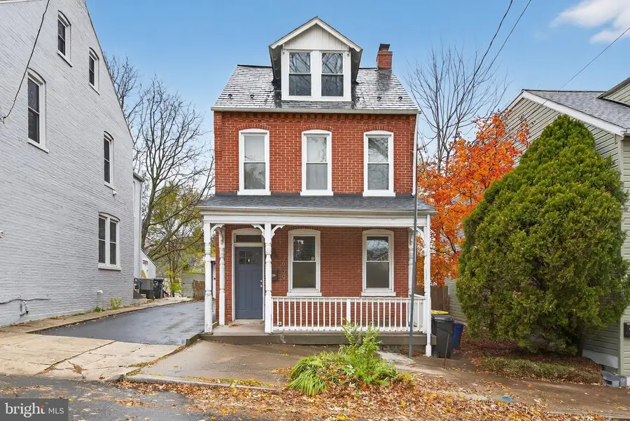 659 Fremont St, Lancaster, PA 17603 - Image #2